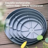 תחתית ניקוז עגולה מפלסטיק עם הגבהה לעציצים - הפתרון המושלם למניעת ריקבון שורשים ולאוורור מיטבי